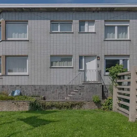 Vakantiewoning Voor 12 Met Garages Terras Tuin Ferienhaus *