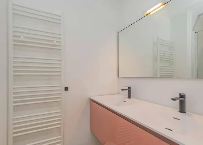 Vakantiewoning Voor 12 Met Garages Terras Tuin * Бланкенберге